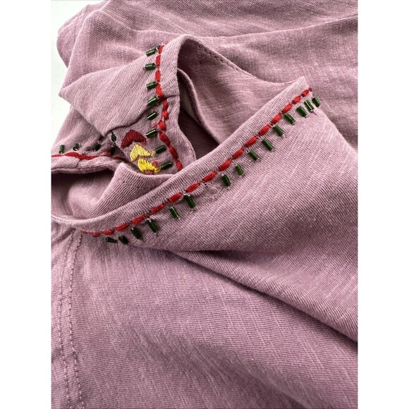 Sundance Floral Embroidered  T-shirt Purple V-Neck Cotton Beaded Womens Medium - Picture 9 of 9